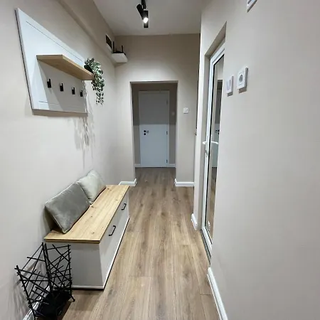 2br Escape Apartment Warna
